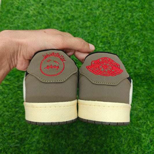Travis scott mocha