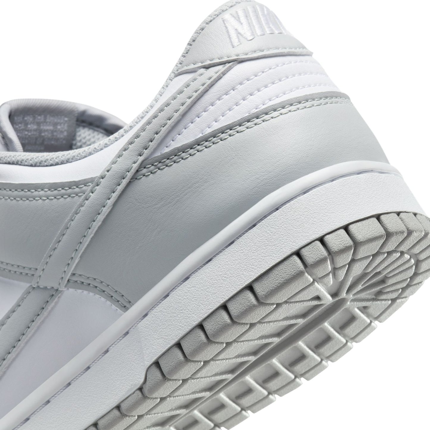 Unisex SB Dunk Low - Grey Fog