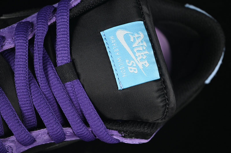 Unisex SB Dunk Low - Hayley Wilson
