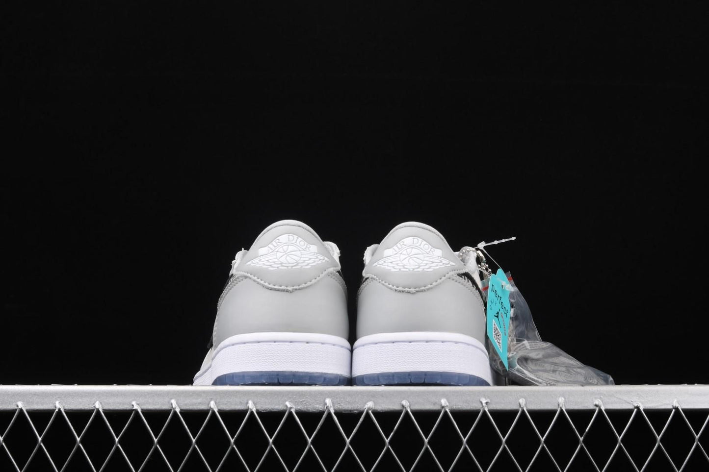 Air Jordan 1 Retro Low Dior