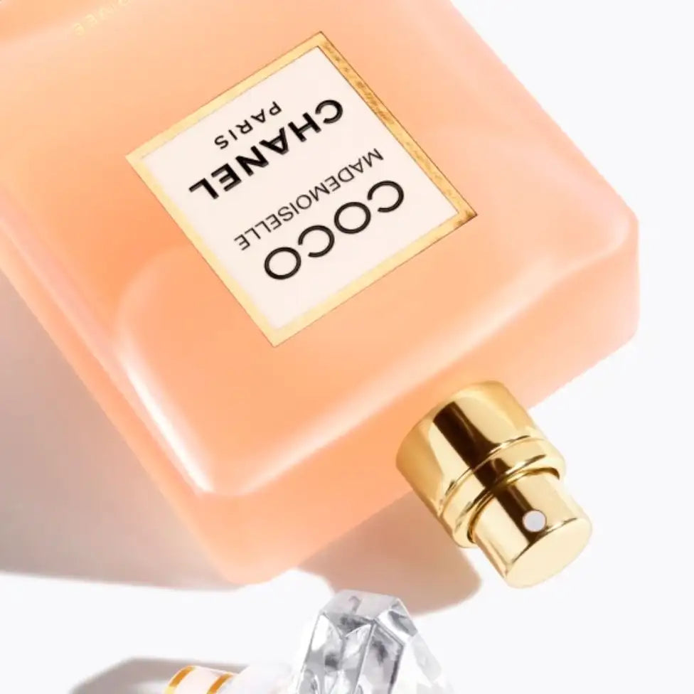 Mademoiselle L’Eau Privée
