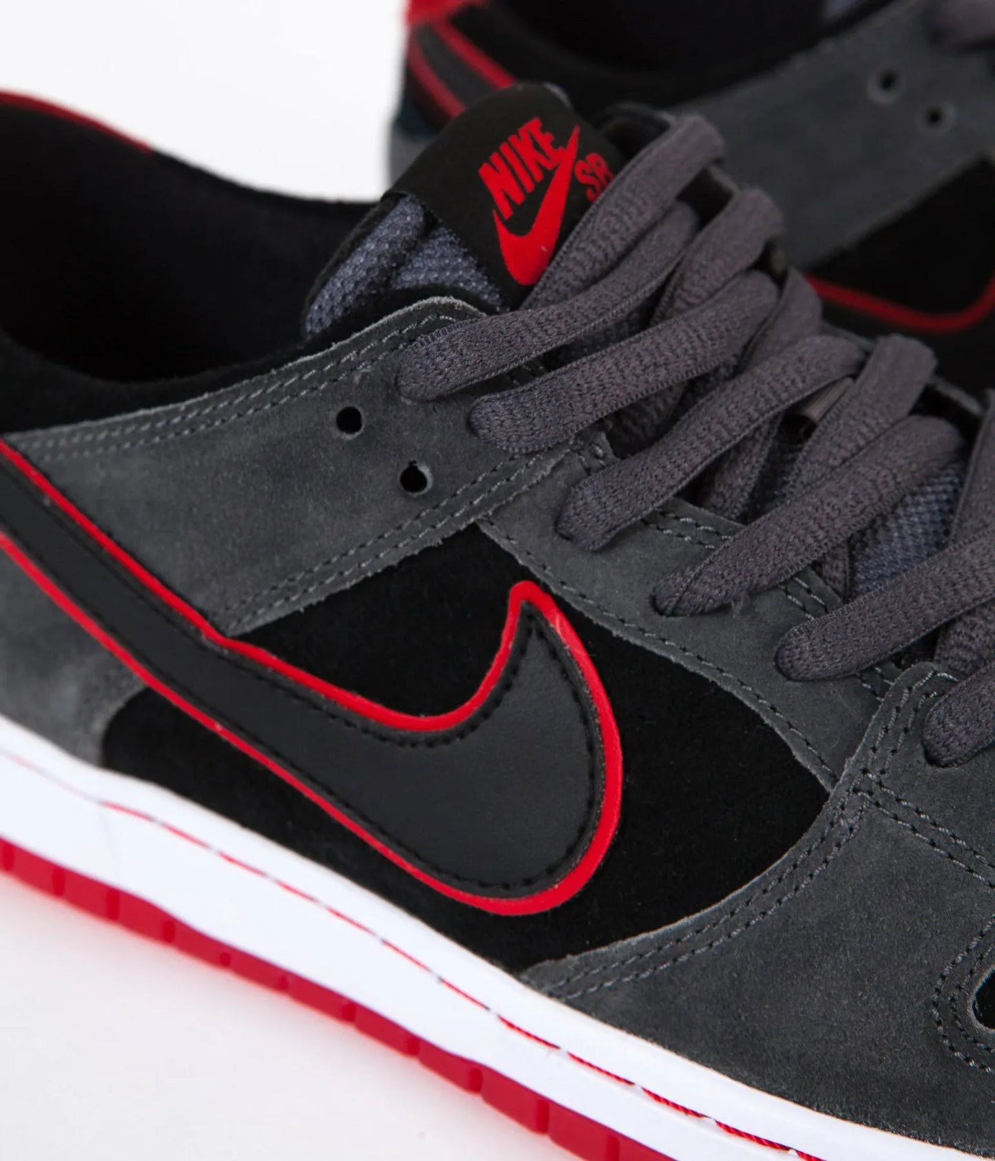 SB Dunk Red Eagle Low