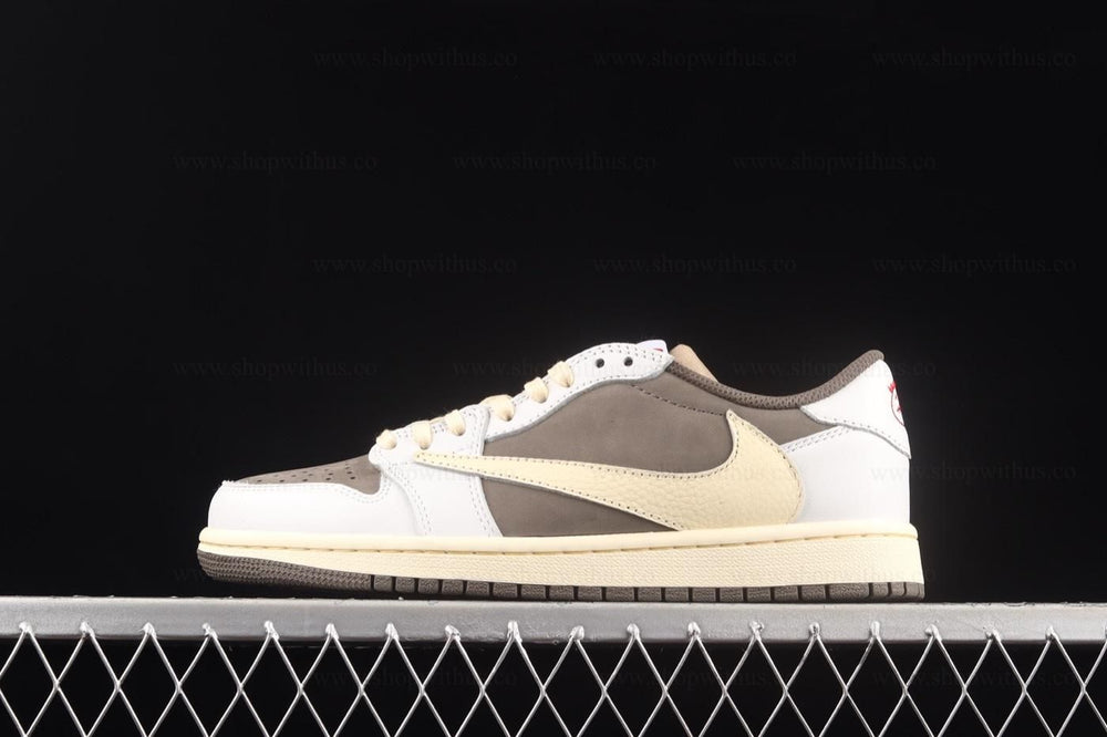 TRAVIS SCOTT REVERSE MOCHA