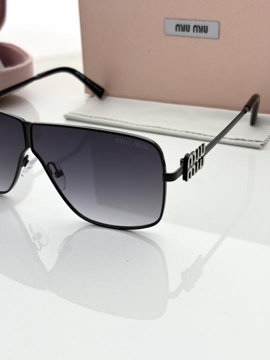 Miu.miu 23529 Black Shaded