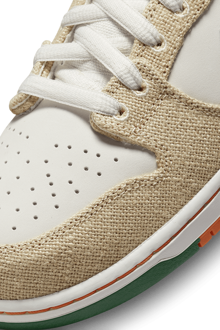 SB Dunk Low x Jarritos