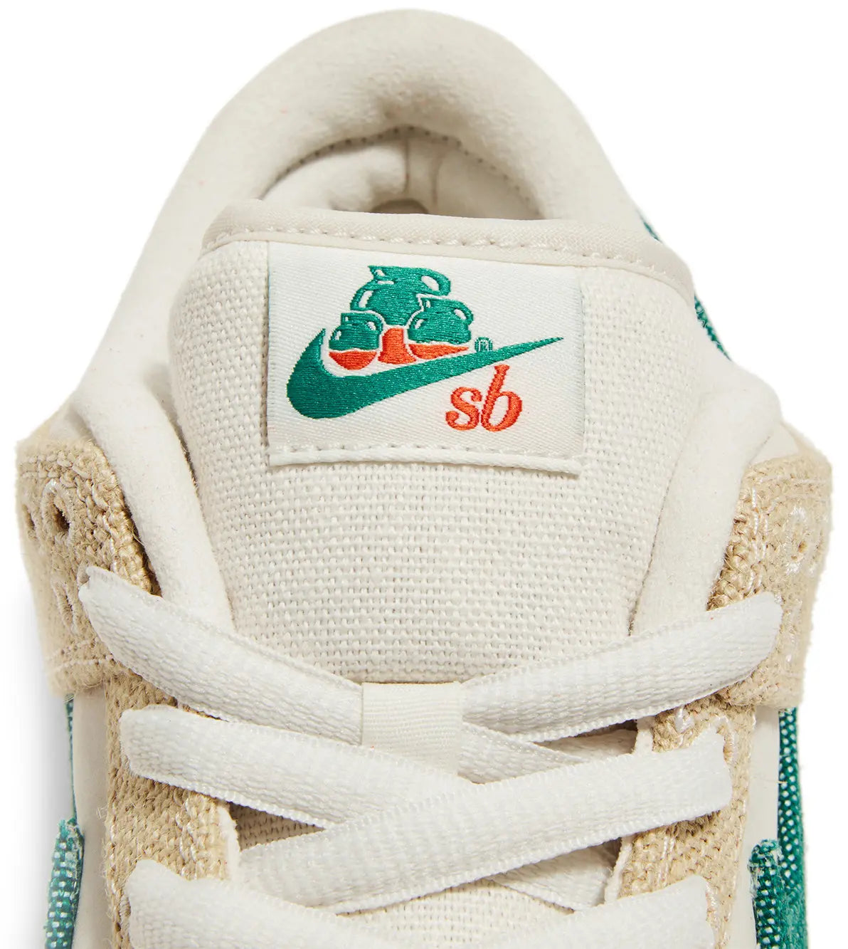 SB Dunk Low x Jarritos