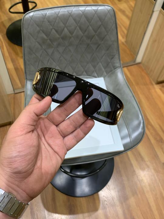 Dior_8832_black