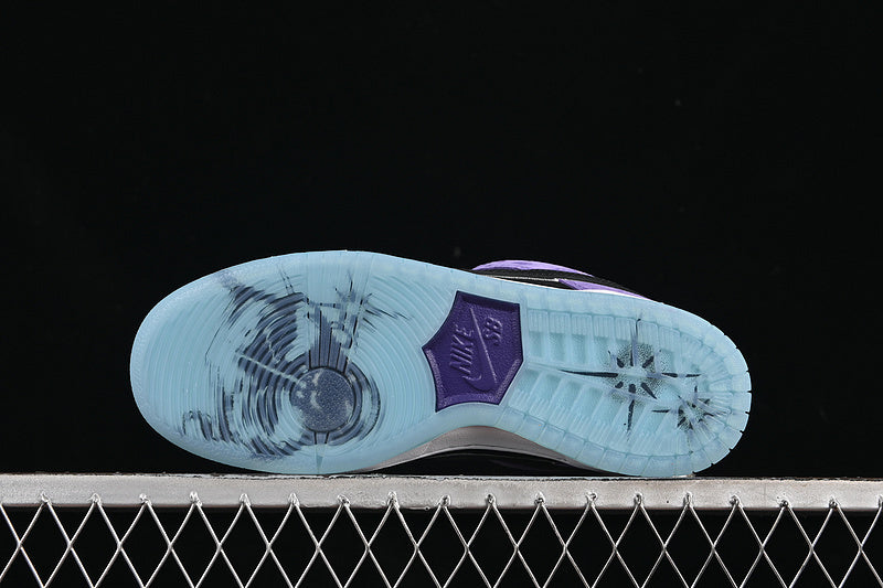 Unisex SB Dunk Low - Hayley Wilson