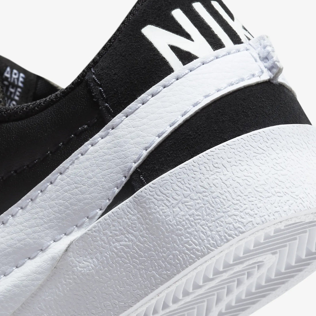 BLAZER LOW '77 JUMBO BLACK