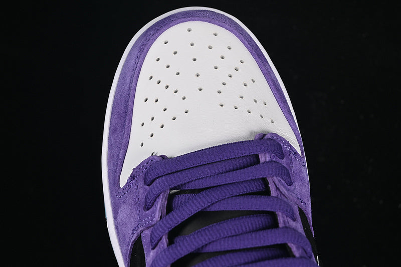 Unisex SB Dunk Low - Hayley Wilson