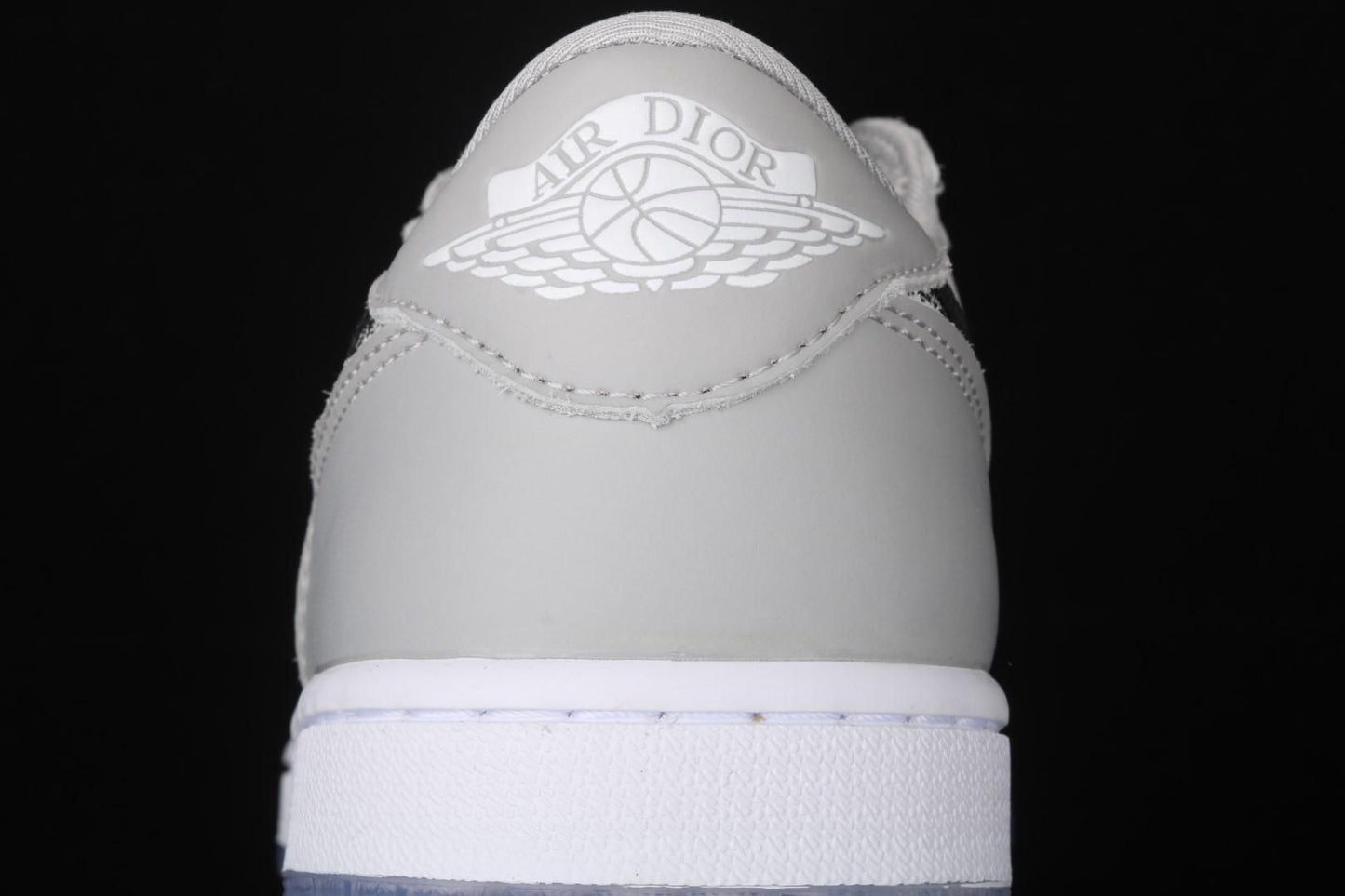 Air Jordan 1 Retro Low Dior