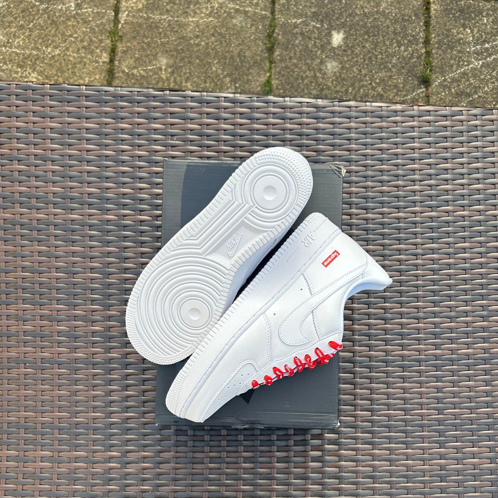 Air Force 1 Supreme Low Box Logo White