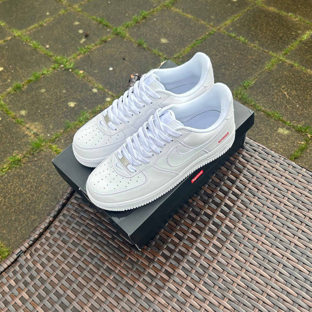 Air Force 1 Supreme Low Box Logo White