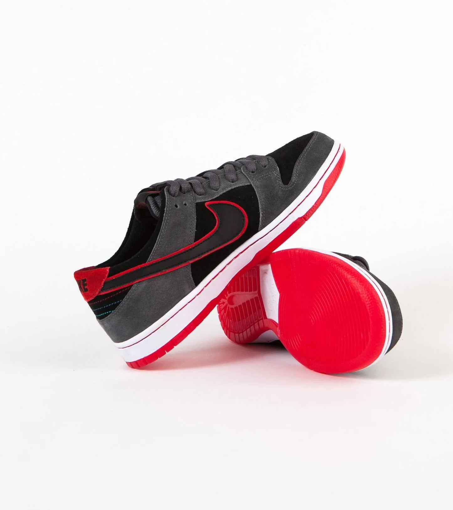 SB Dunk Red Eagle Low