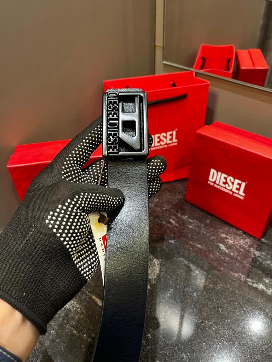 DIE5EL_BELT_D70