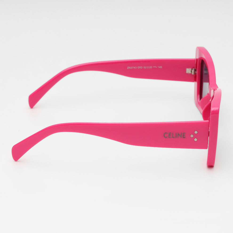 Bold in Pink” Cat-Eye Sunglasses