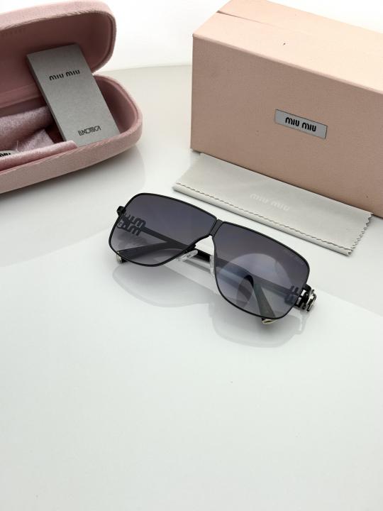 Miu.miu 23529 Black Shaded